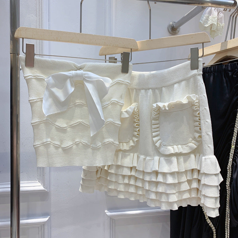 White Tube Top with Bow for Age Reduction