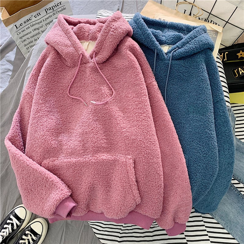Women's Hooded Sweater in Super Fire Lamb Wool