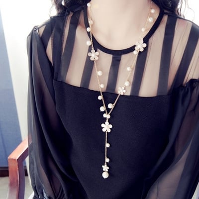 Five Petal Flower Pearl Sweater Chain