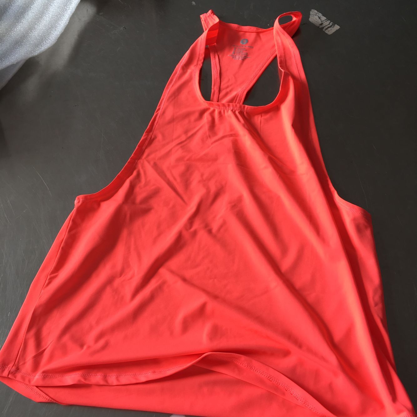 Sports Vest, Yoga Tank Top with Back Cutout