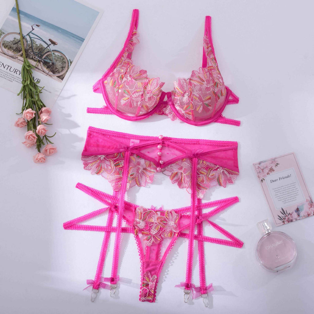 New Lace Embroidered Underwire Lingerie with Straps