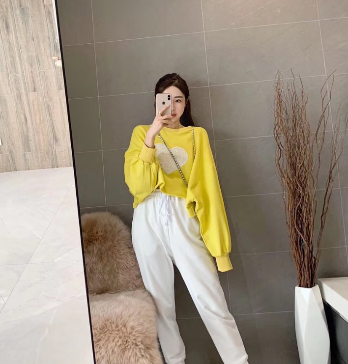 Heart Print Cropped Hoodie for Women - Spring Fashion