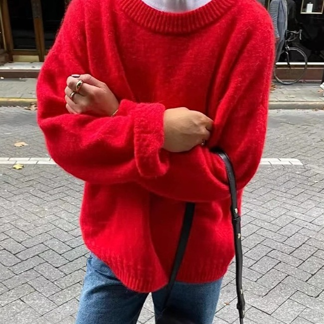 Women's Red Round-neck Pullover Sweater | Streetwear