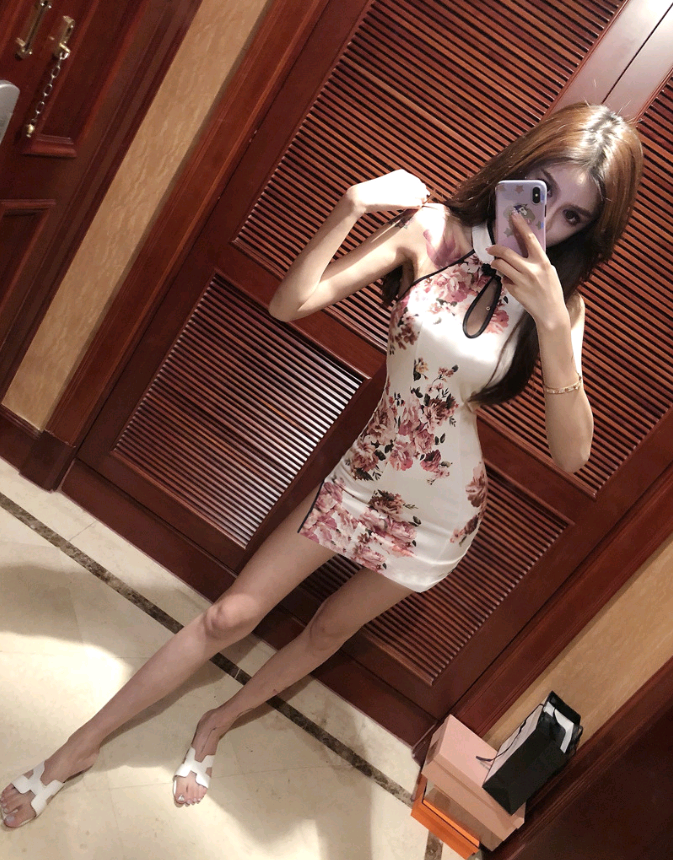 2020 Autumn Women's Sexy Qipao Floral Dress