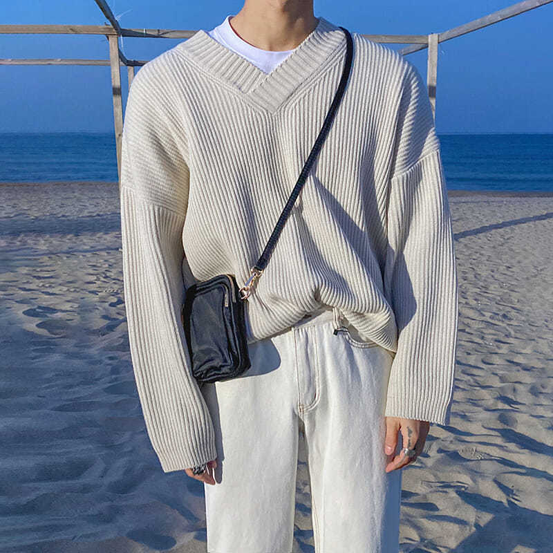 Korean Trend V-neck Sweater for Casual Wear