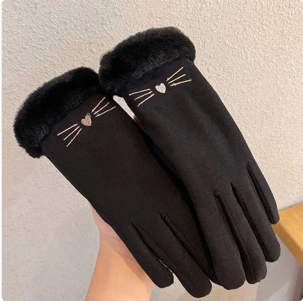 Fleece-Lined Suede Riding Gloves with Padded Warmth and Cute Design