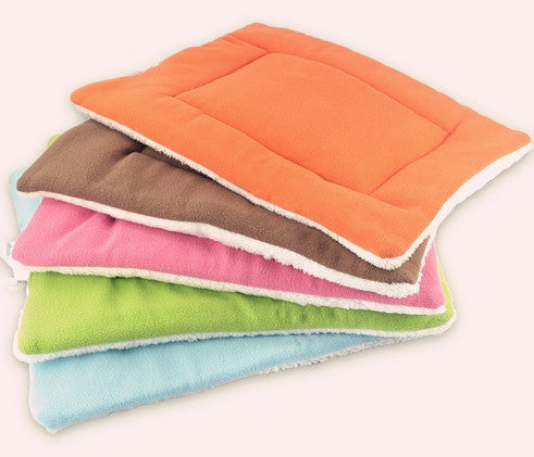 Pet Cooling Mat with Candy Color Fleece Blanket