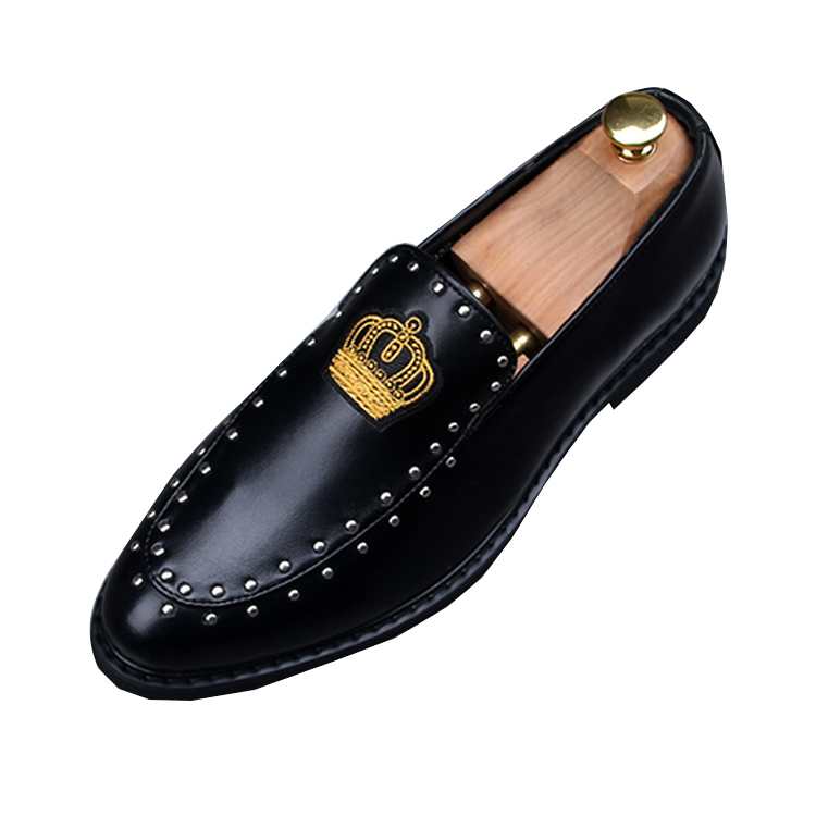 Casual Low-Top Soft-Soled Leather Beanie Shoes | Embroidered Cap
