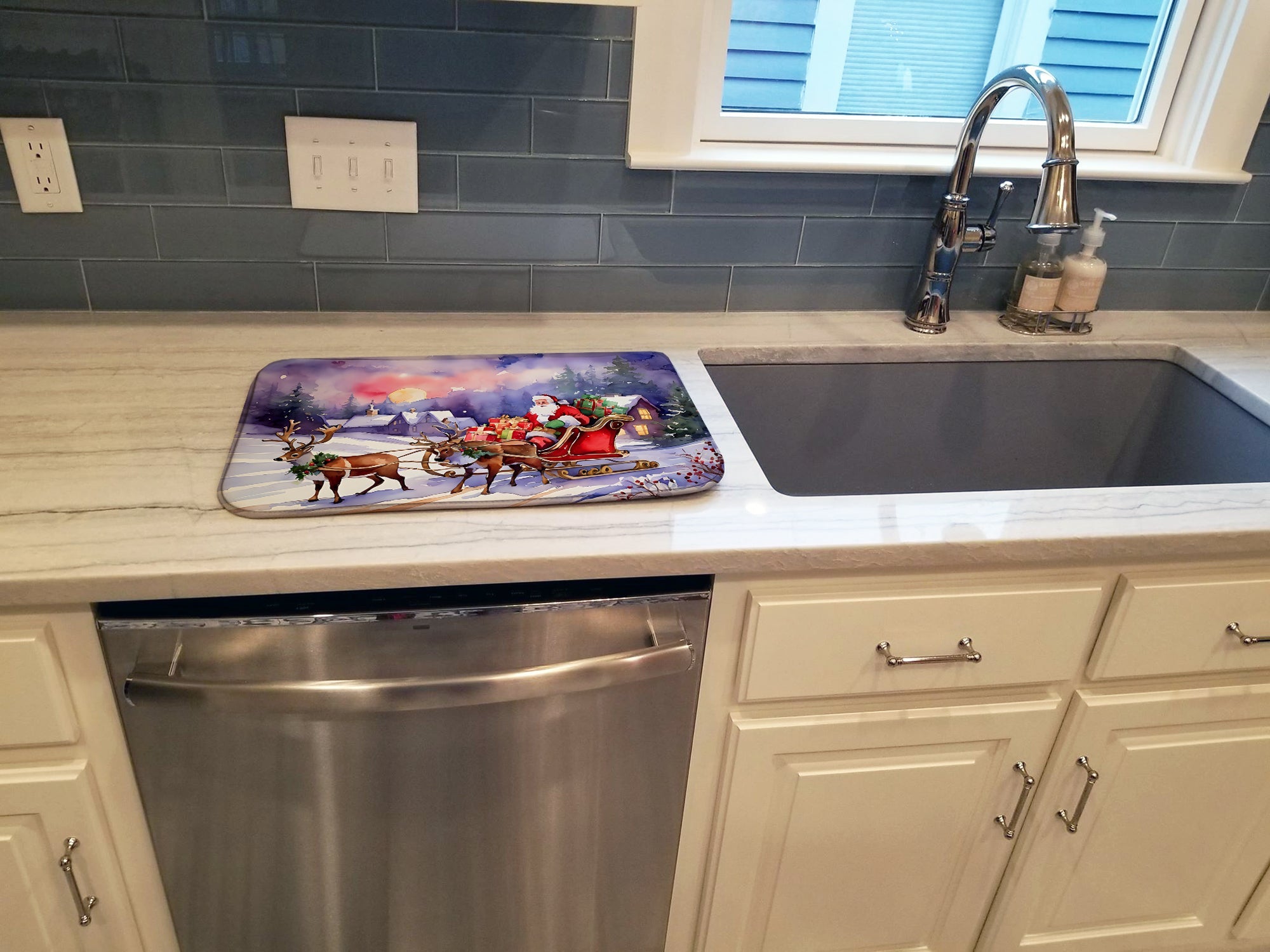 Christmas Santa and Sleigh Dish Drying Mat