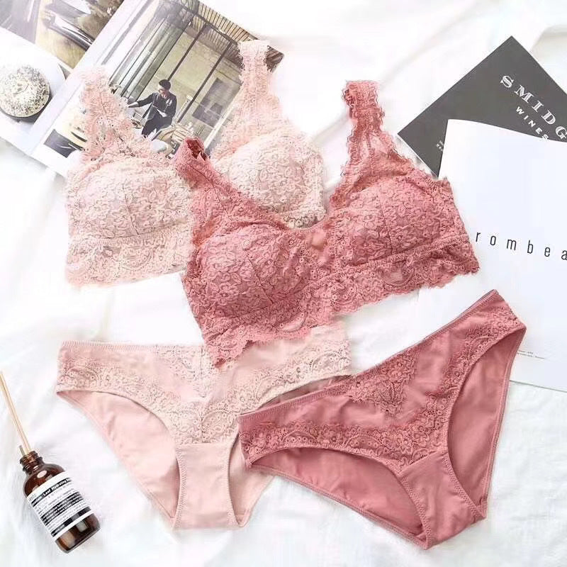 Lace Strapless Wireless Women's Fashion Bra Set