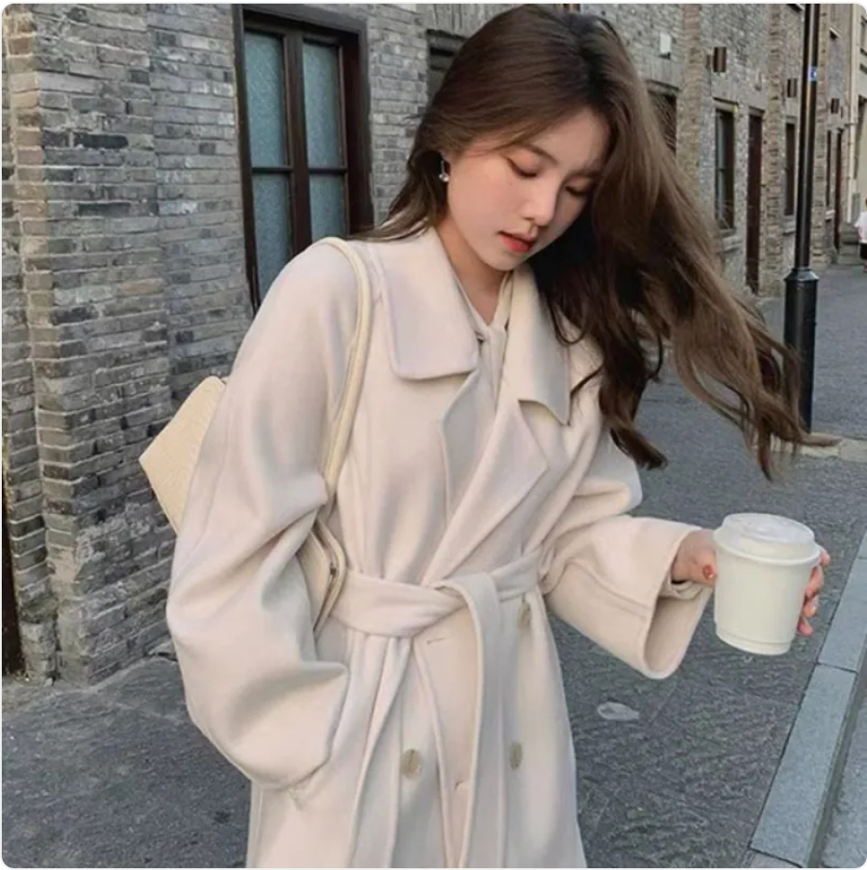Hepburn Style Woolen Coat for Autumn/Winter