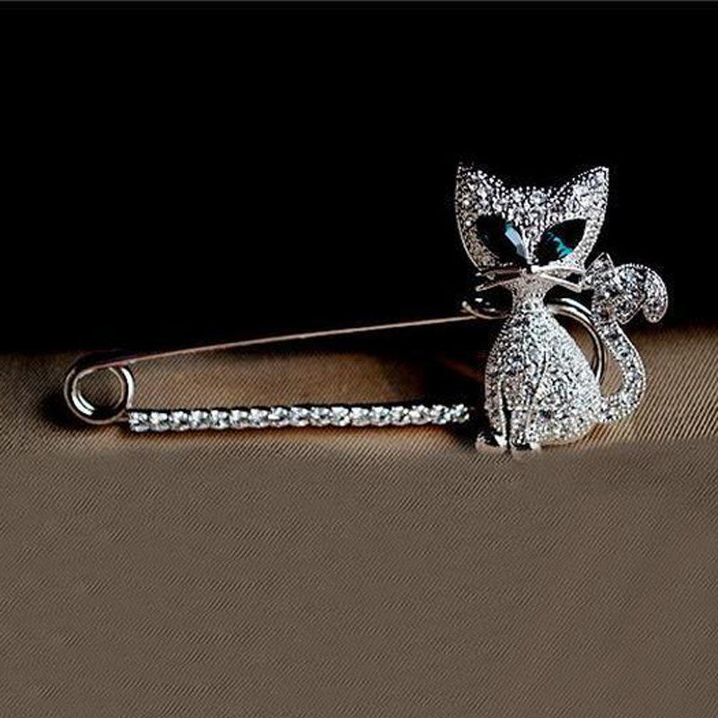 Rhinestone Cat Brooch Pin