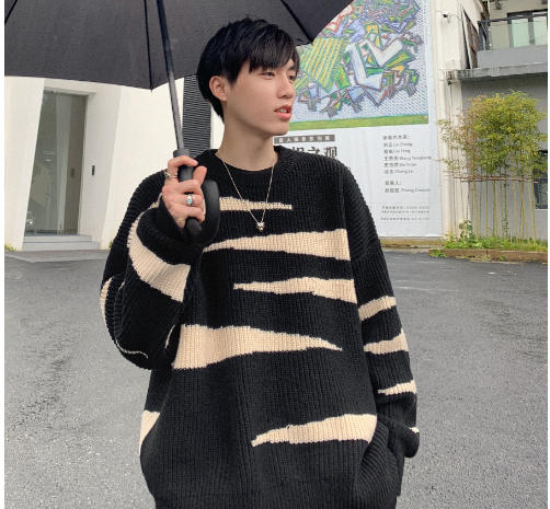 Black and White Contrast Loose Sweater for All