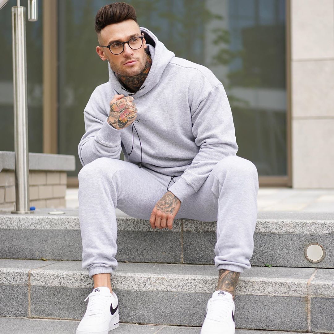 Men's Loose Hooded Sweater Suit for Autumn