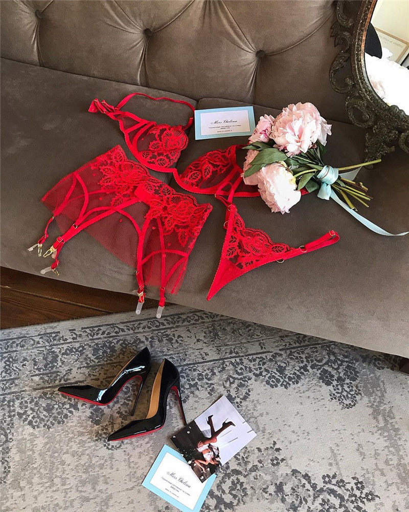 Embroidered Floral Lace Lingerie Set - 3 Pieces