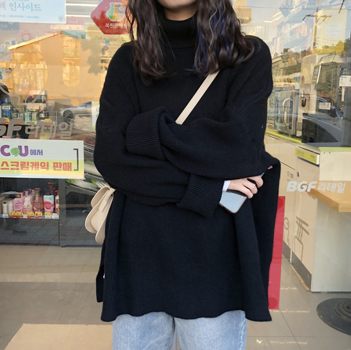 Basic Turtleneck Sweater