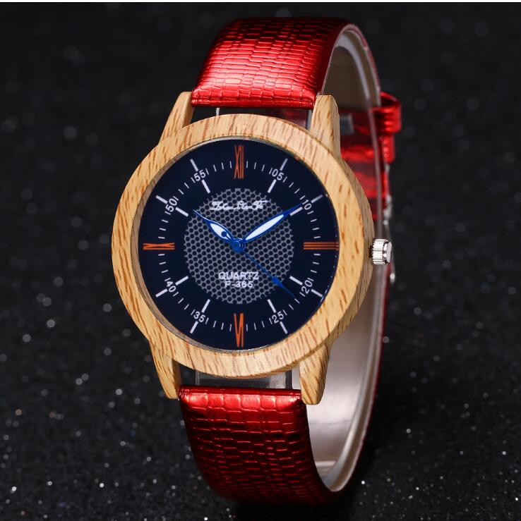 Men's Christmas Gift: Creative Leather Wood Watch