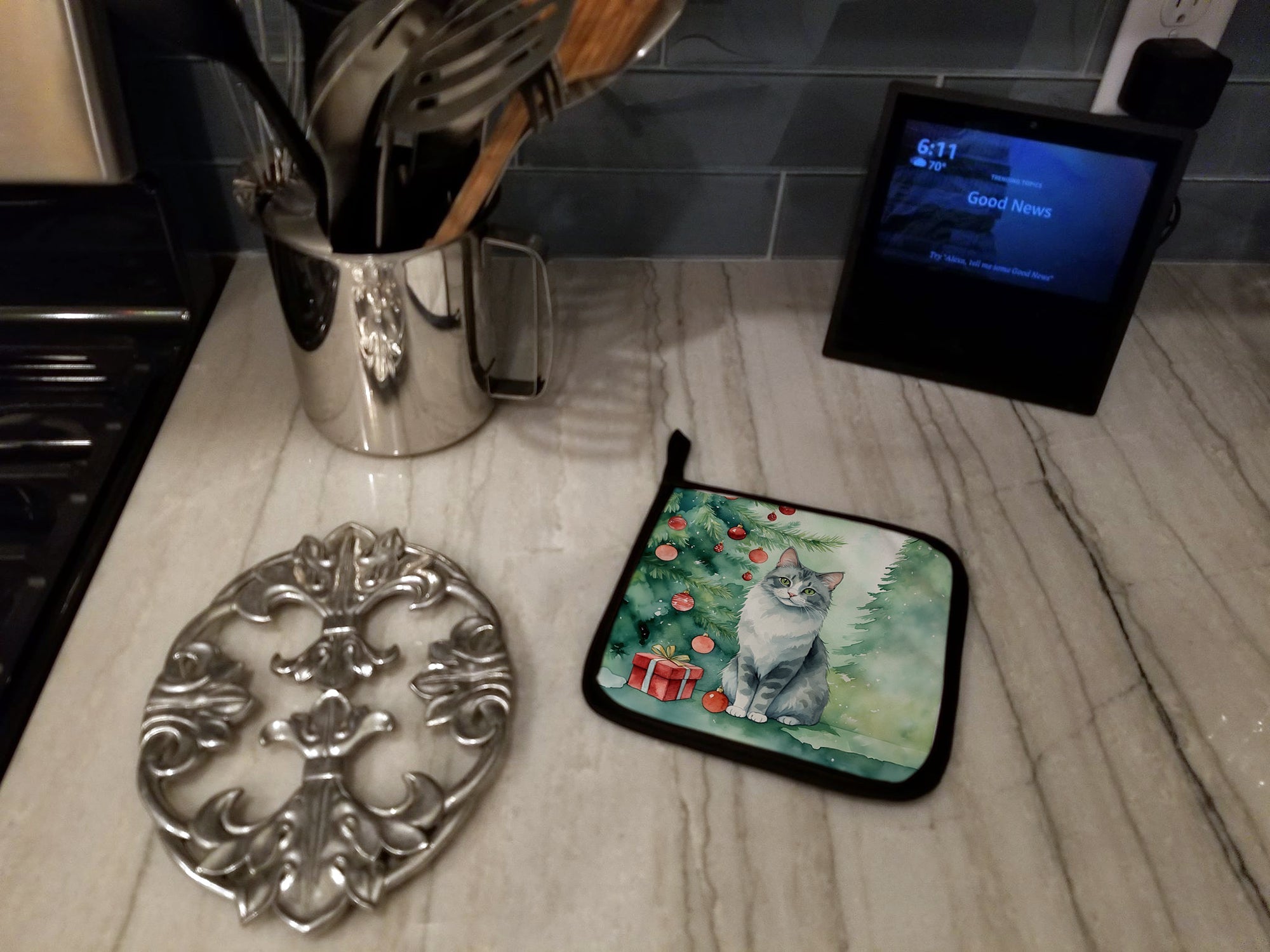 Australian Mist Cat By the Christmas Tree Pair of Pot Holders