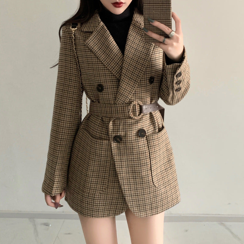 Plaid Woolen Jacket with Lace-Up Small Suit Design