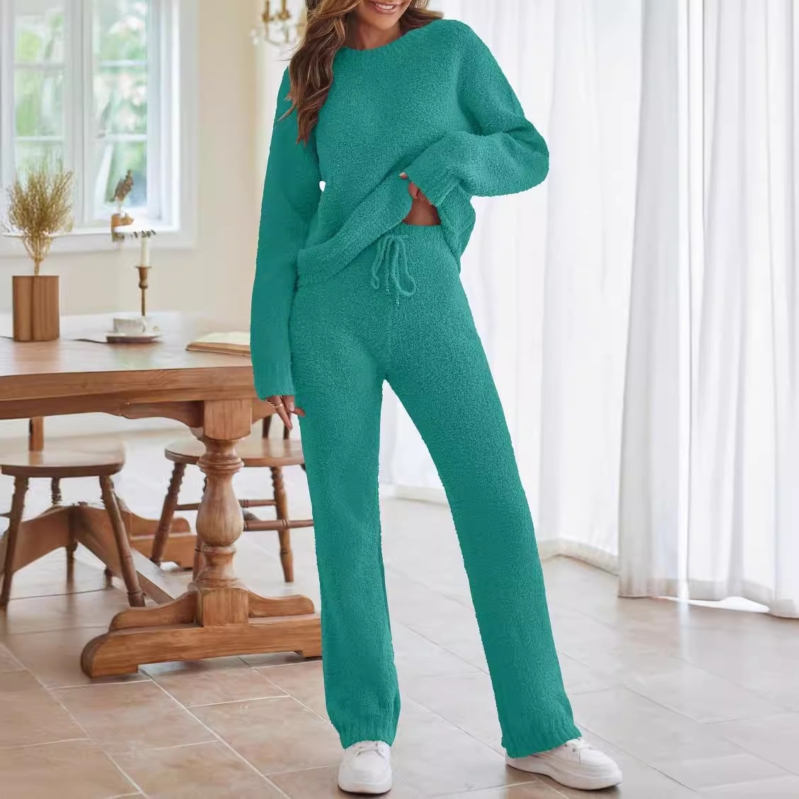Solid Color Women's Round Neck Long Sleeve Trousers Warm Fleece Suit