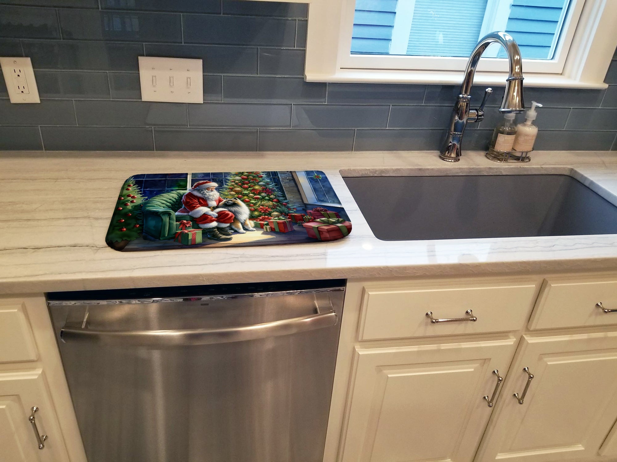 Keeshond and Santa Claus Dish Drying Mat