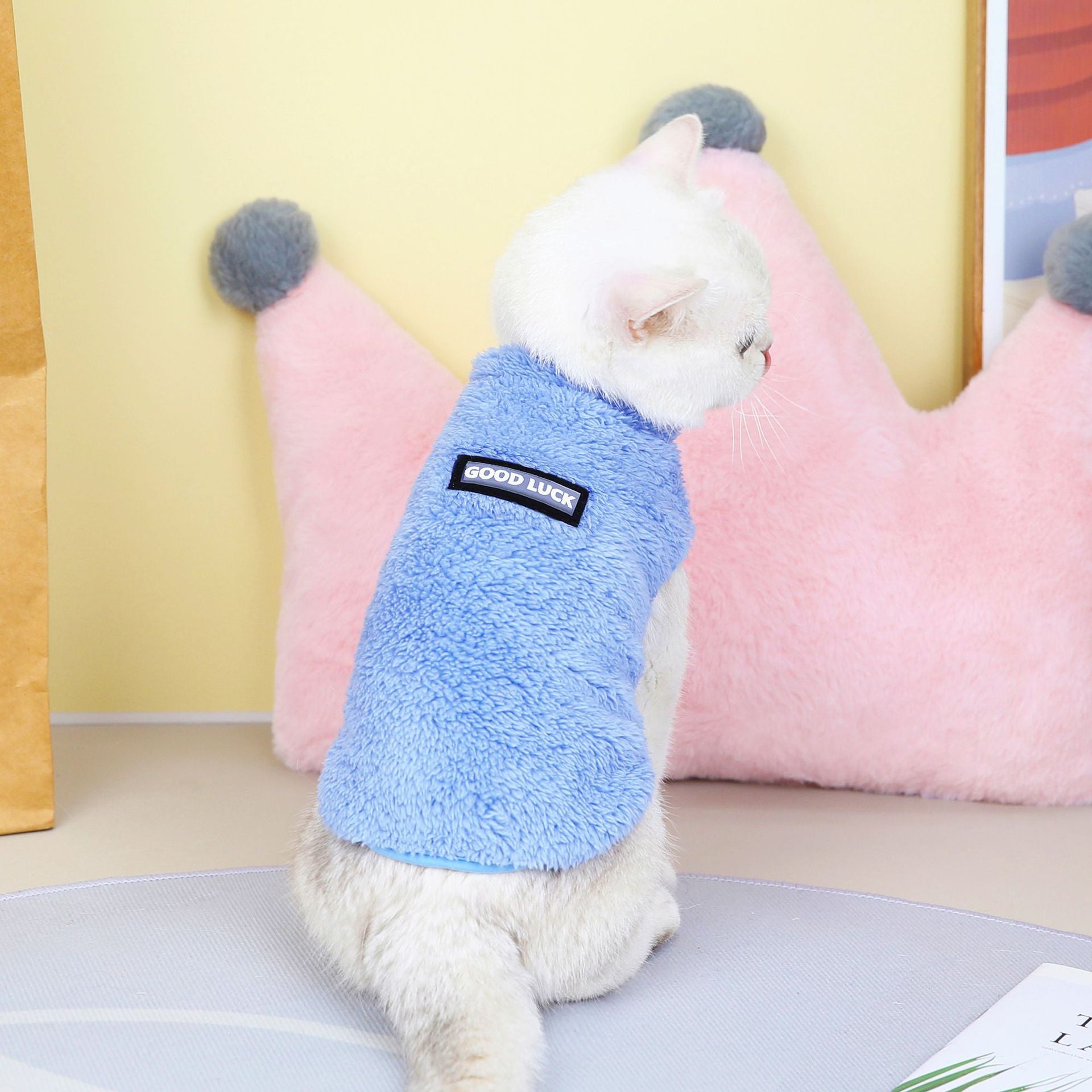 Warm Plus Fleece Clothes for Cats in Fall and Winter