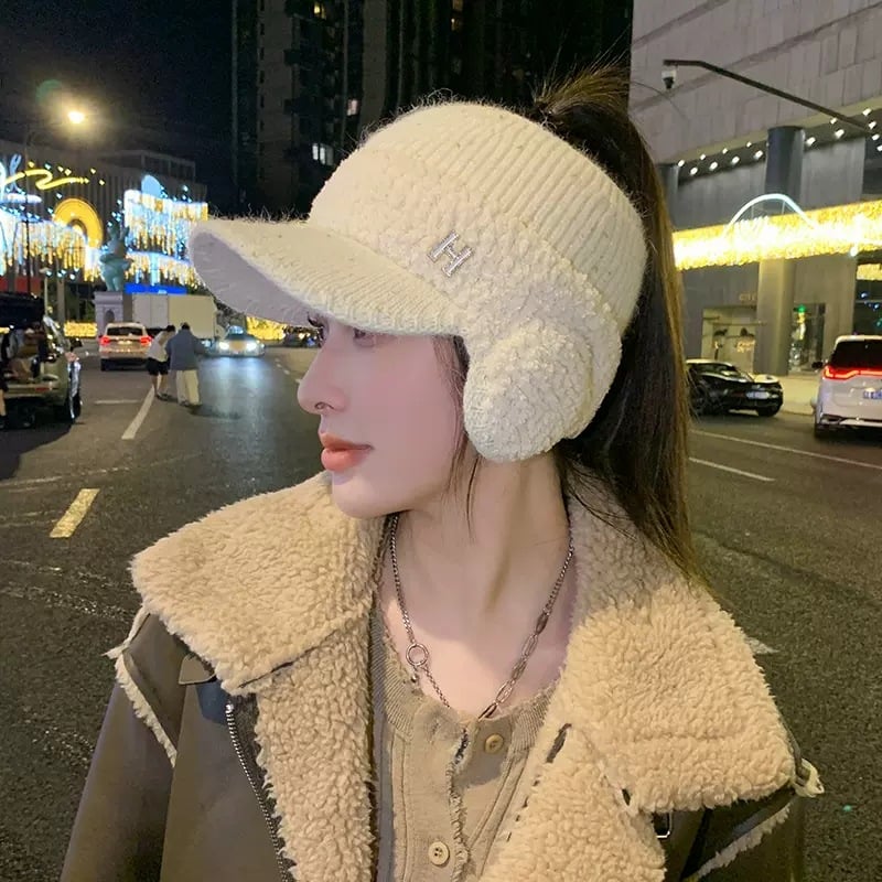 Knitted Duck Tongue Earmuffs with Velvet Wool Hat | Embroidered Cap