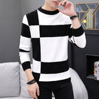 Men's Korean Style Round Neck Sweater for Warmth