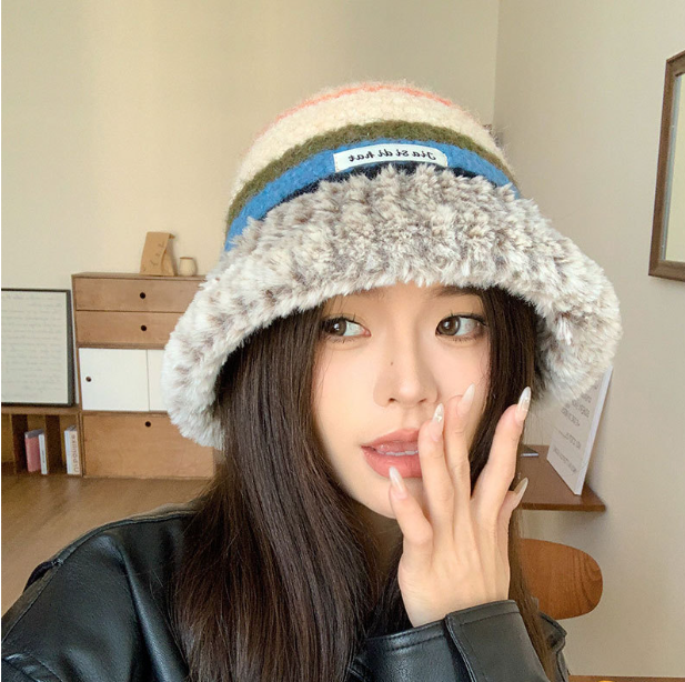 Knitted Wool Women's Fisherman Hat | Embroidered Cap