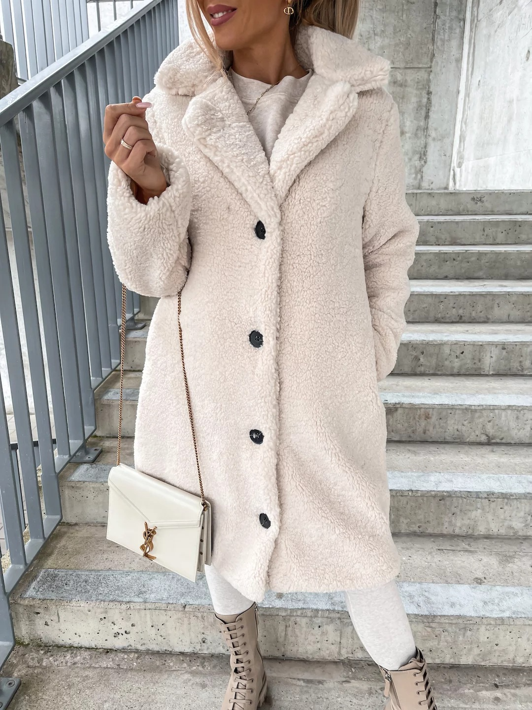 Women's Coat Lamb Wool