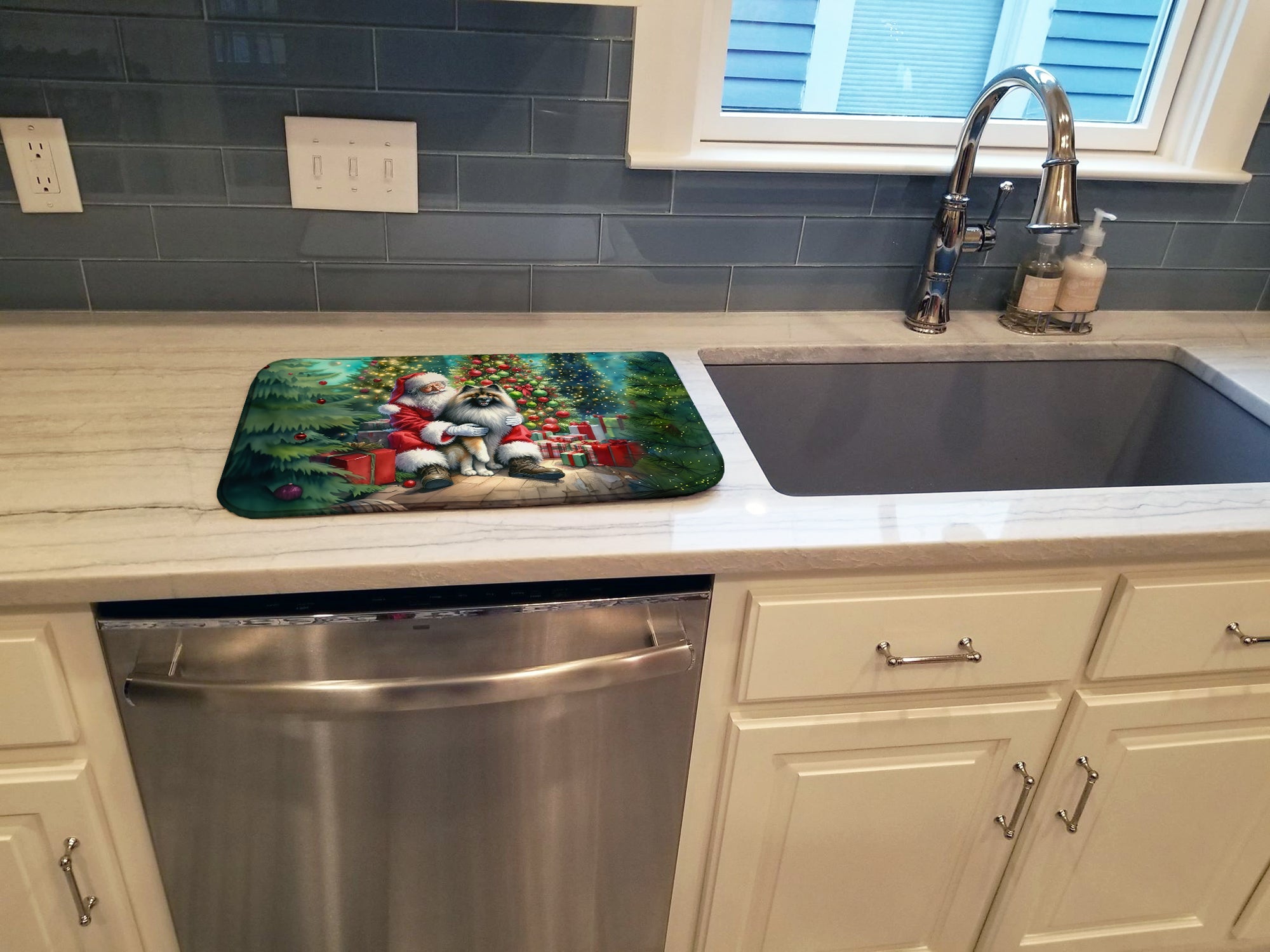 Keeshond and Santa Claus Dish Drying Mat