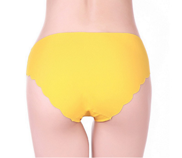 Silk Feel Women's Mid-Low Waist Seamless Thongs