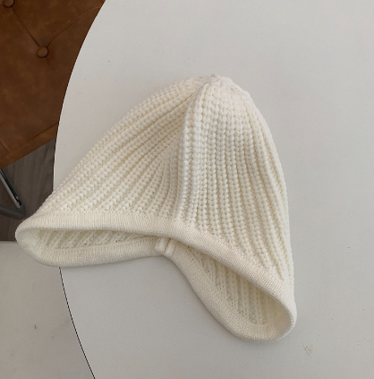 Fashionable Wool Women's Ski Hat | Embroidered Cap
