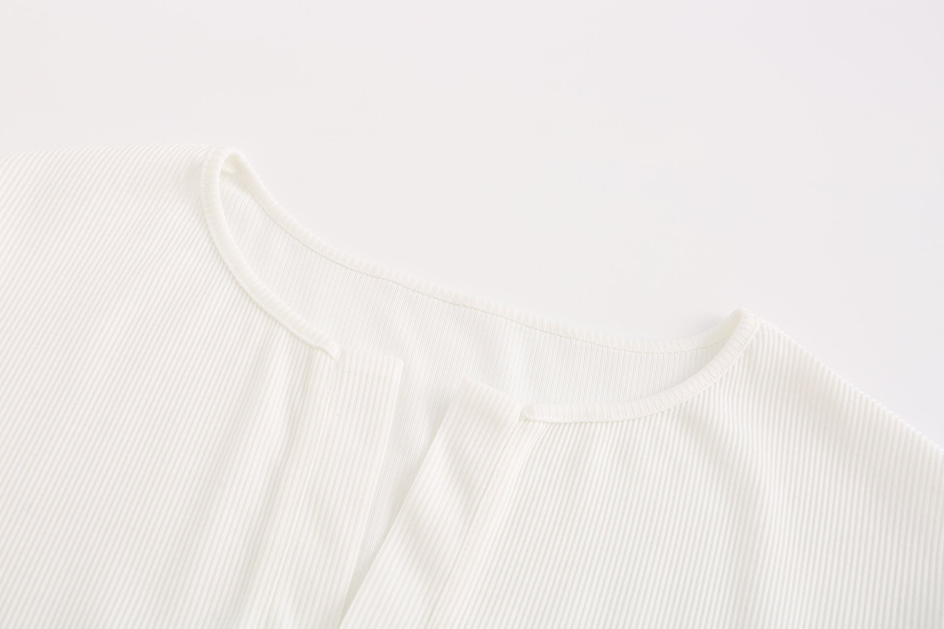 DICLOUD Women's Summer V-Neck Top and Shorts Set