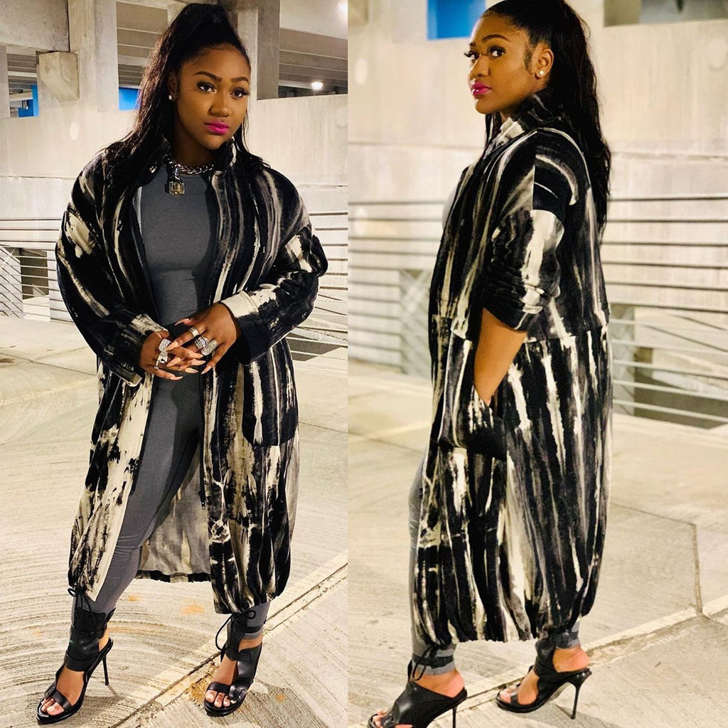 Women's Printed Long Trench Coat with Zipper