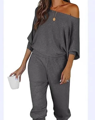 Off-the-shoulder Long Sleeve Pullover | Streetwear