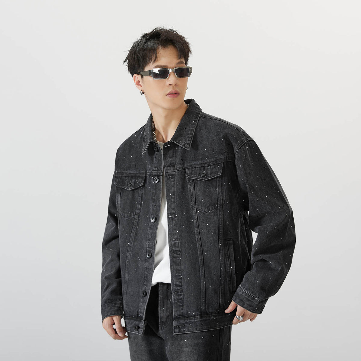 Retro Denim Jacket for Trendy Couples - Unisex Design