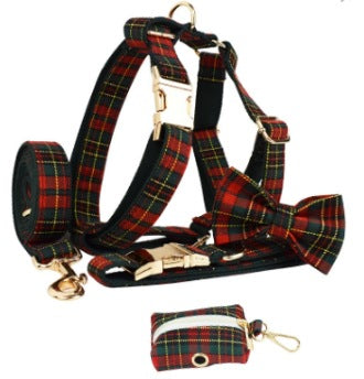 Plaid Christmas Pet Collar with Green Background & Leash