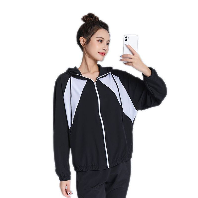 Breathable Women's Fitness Jacket for Running & Yoga