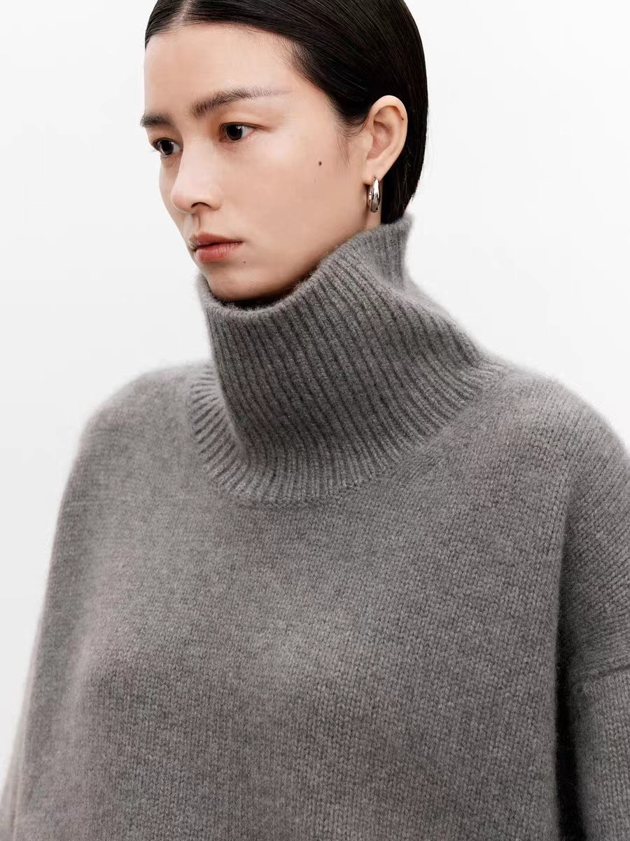 Solid Color Turtleneck Sweater - Warm & Comfortable