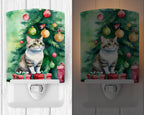 Li Hua Cat By the Christmas Tree Ceramic Night Light