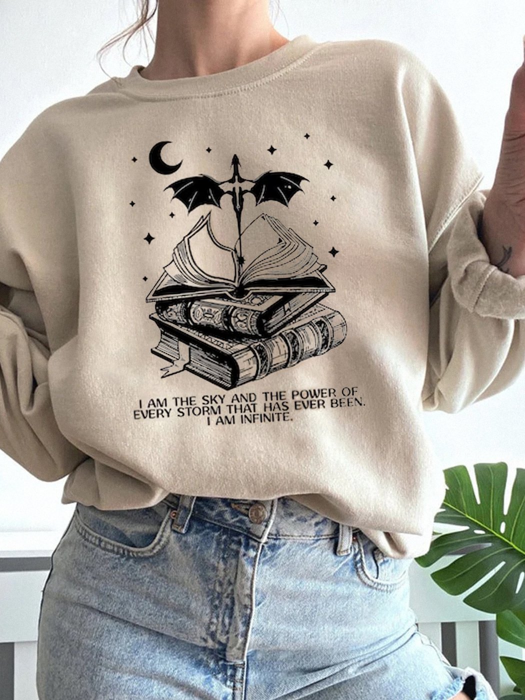 Women's Round-neck Sweater with Japan Heat Transfer Patch