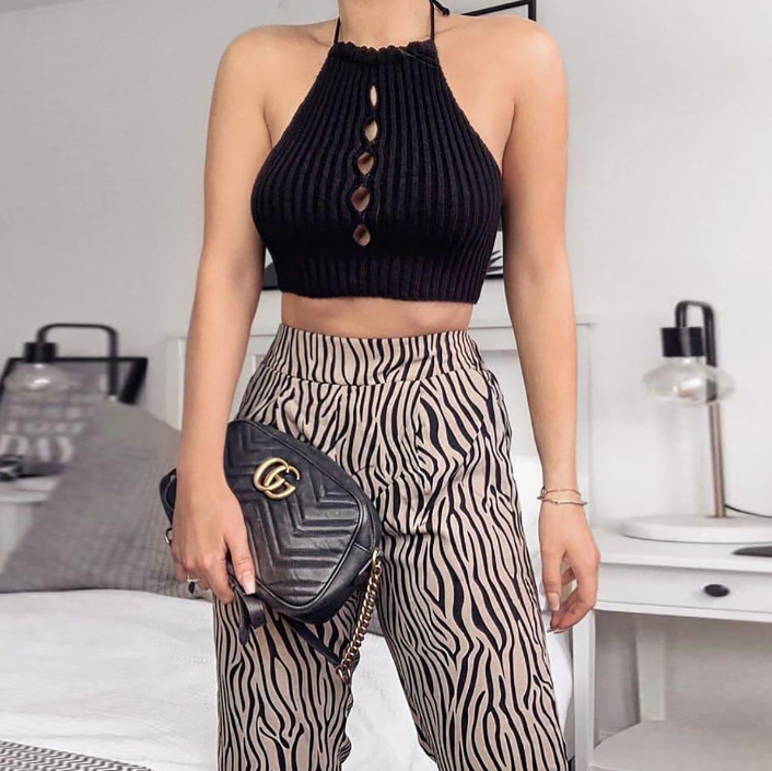 Solid Color Ribbed Halter Crop Top Vest T6950