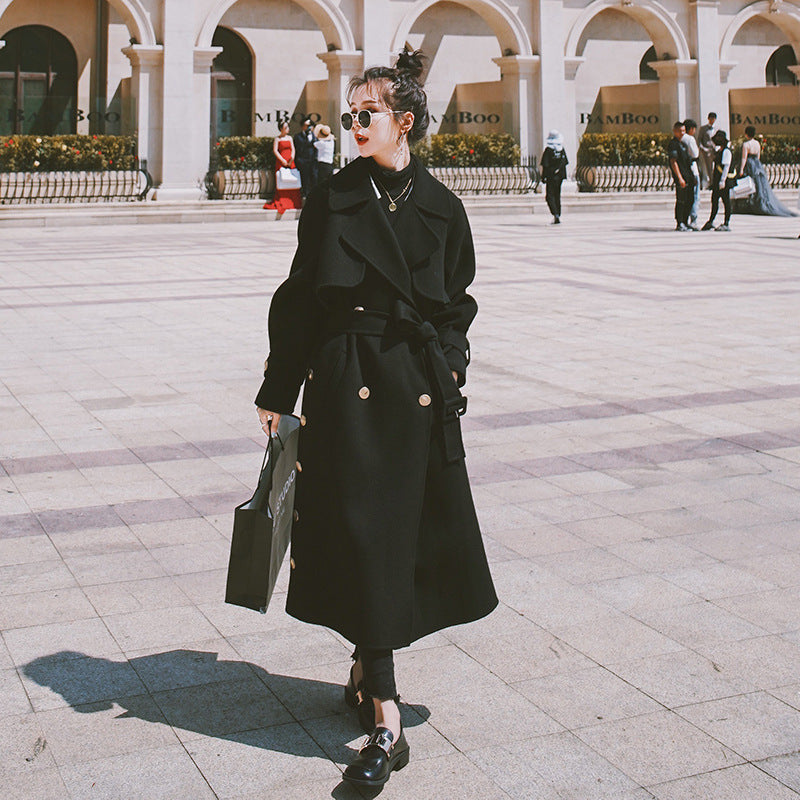 Black Hepburn Wind Woolen Coat for Women