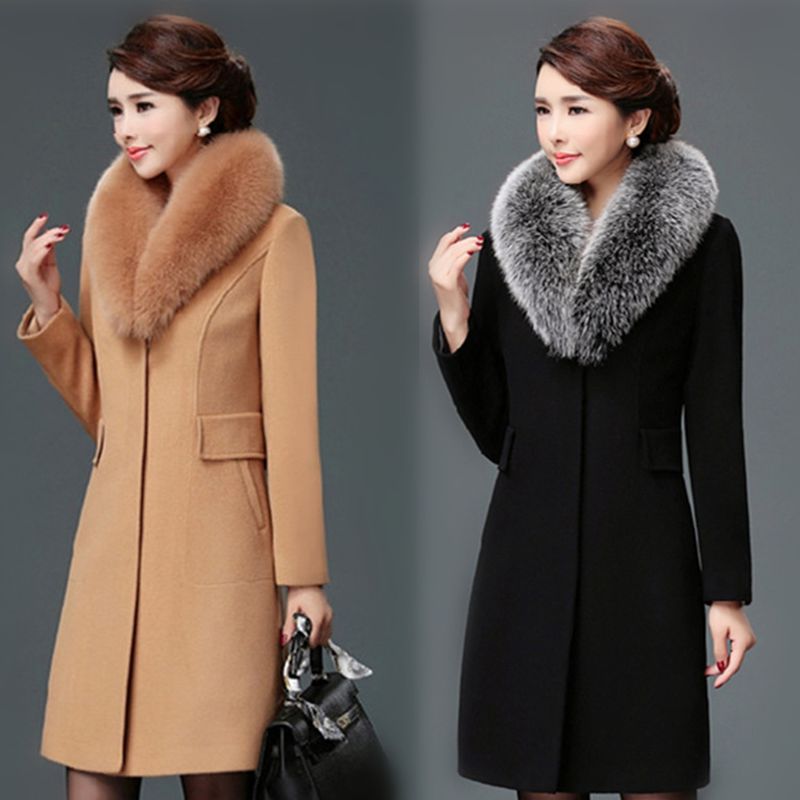 Women's Wool Coat with High-Quality Fur Collar