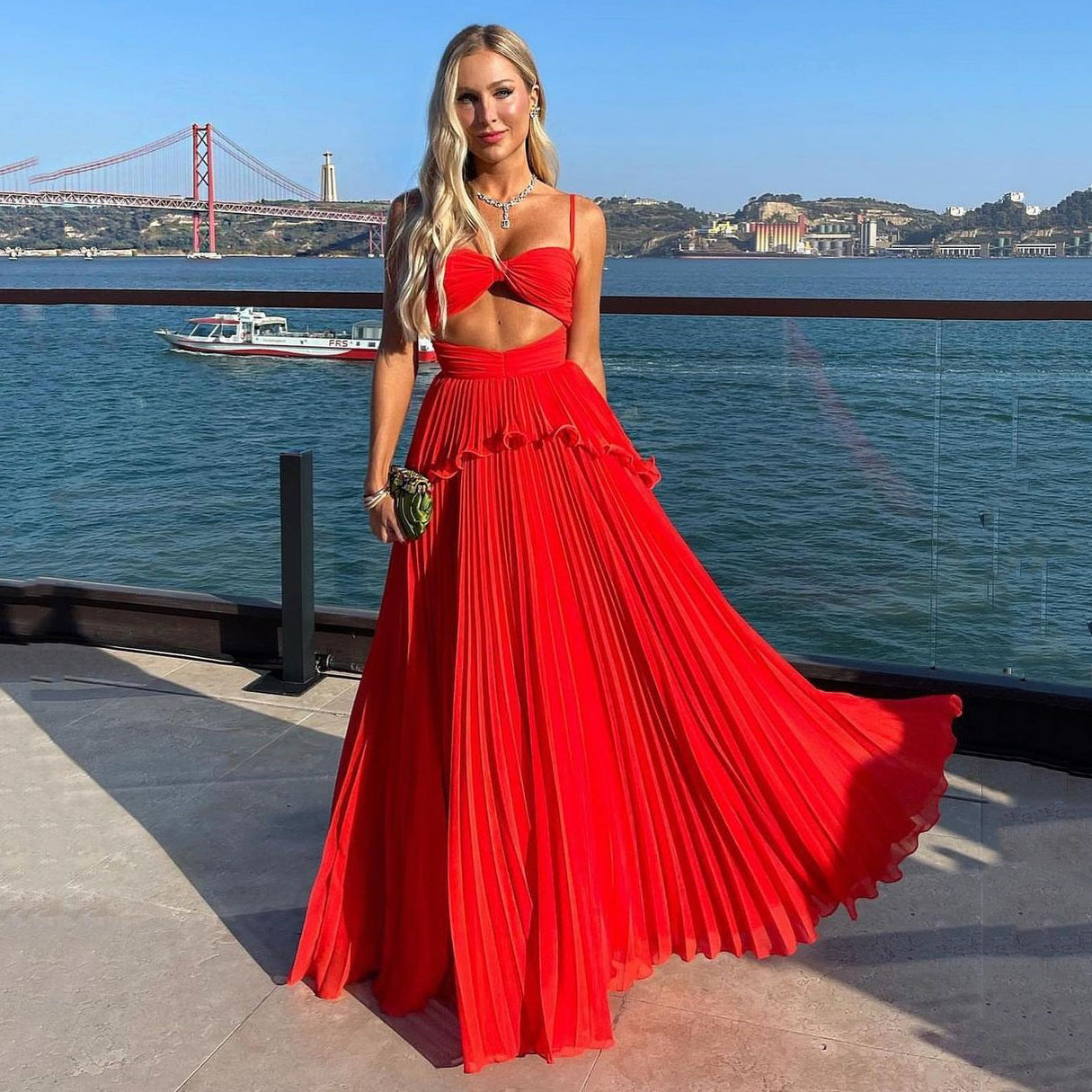Red Beach Crumpled Chiffon Spaghetti Strap Evening Dress