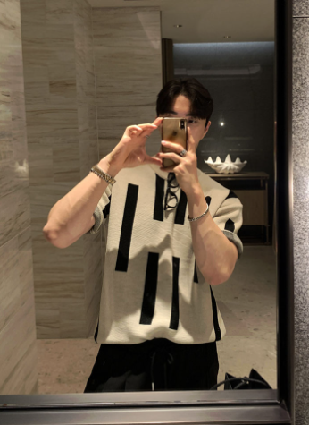 Retro Japanese Casual Men's Lazy Sweater