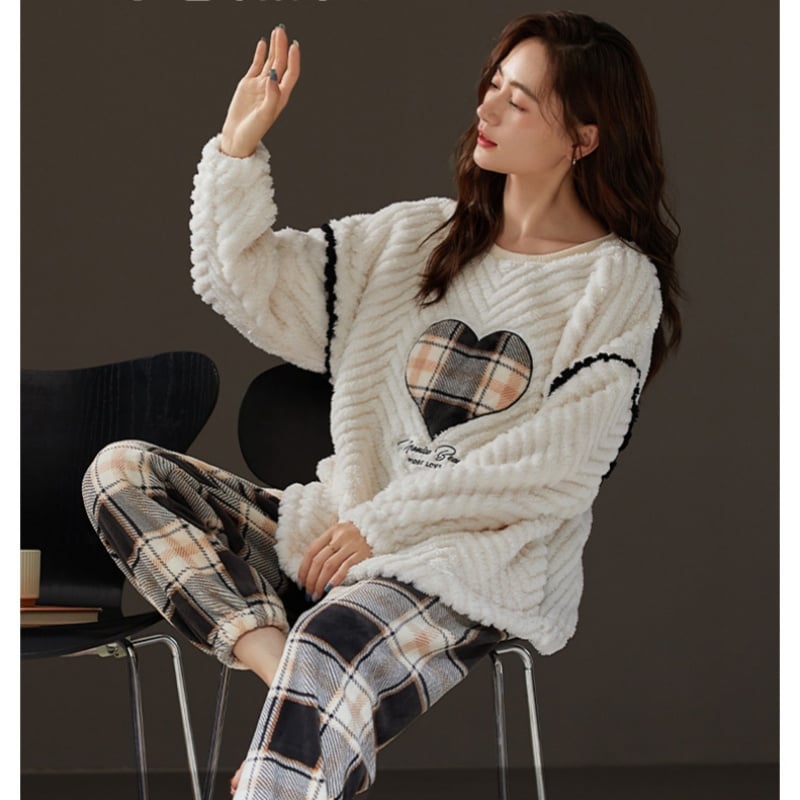 Couple's Long Sleeve Coral Fleece Thermal Pajamas
