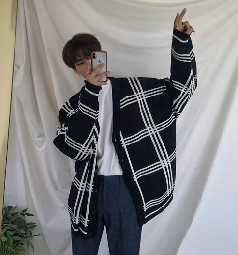 Trendy Knit Sweater - Loose and Versatile Design