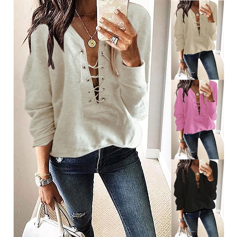 Casual Women's Sweater in Trendy Fashion Design
